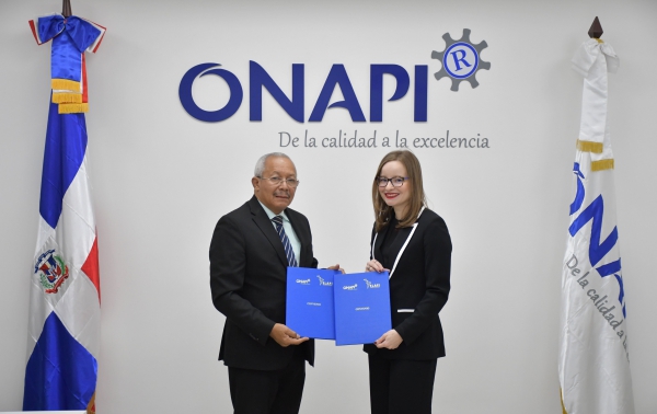 ONAPI y ELAPI firman convenio interinstitucional para impulsar la Propiedad Industrial