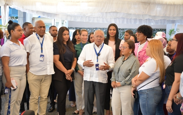 Director de la ONAPI Salvador Ramos apertura la tercera edición del proyecto ONAPI Emprende