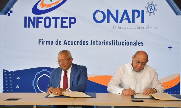 ONAPI firma un acuerdo para buscar procesos de innovación a la manufactura dominicana